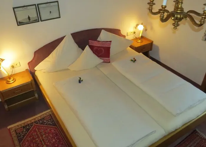 S'landhaus بيت ضيافة 3*